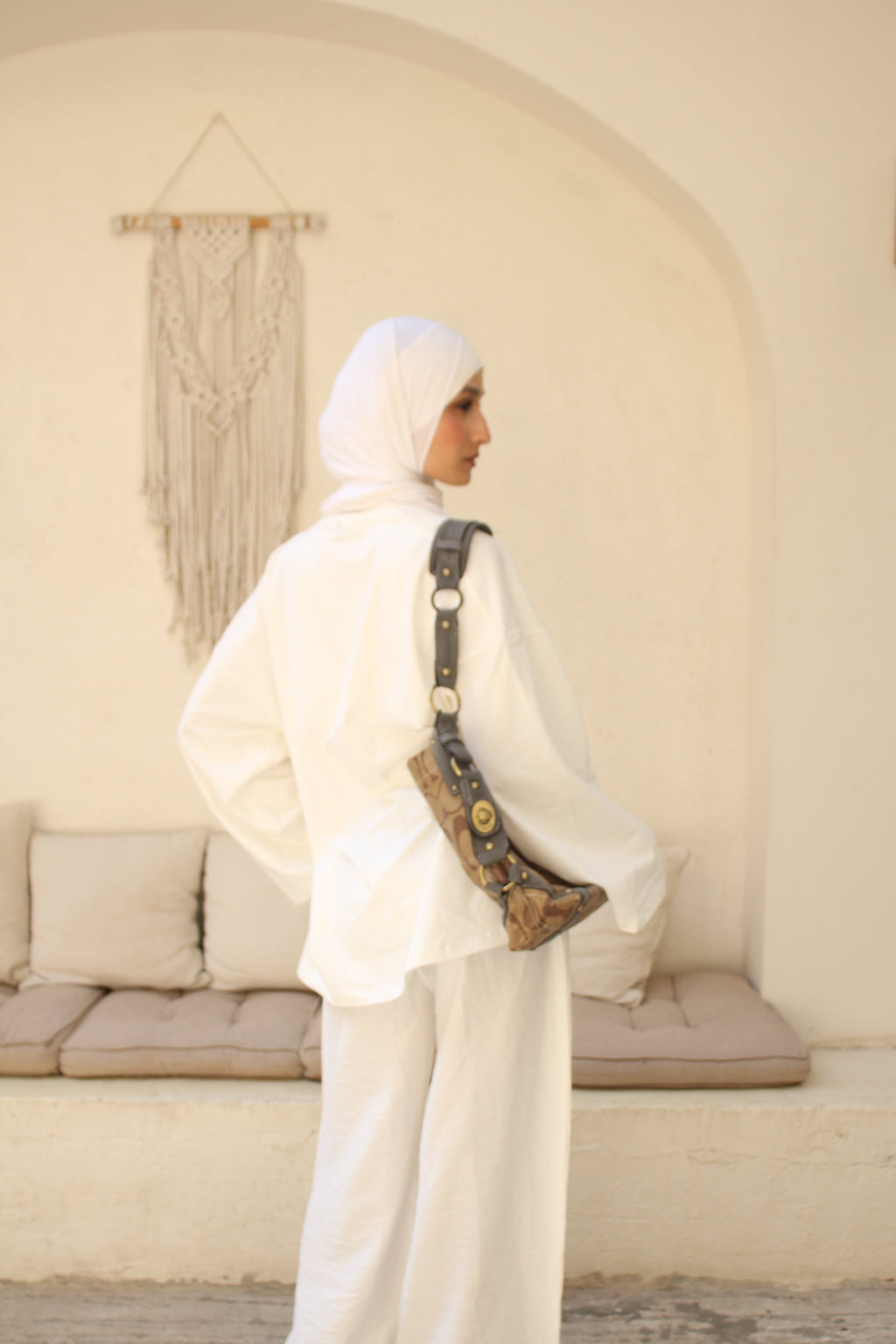 White Long Sleeved Tshirt