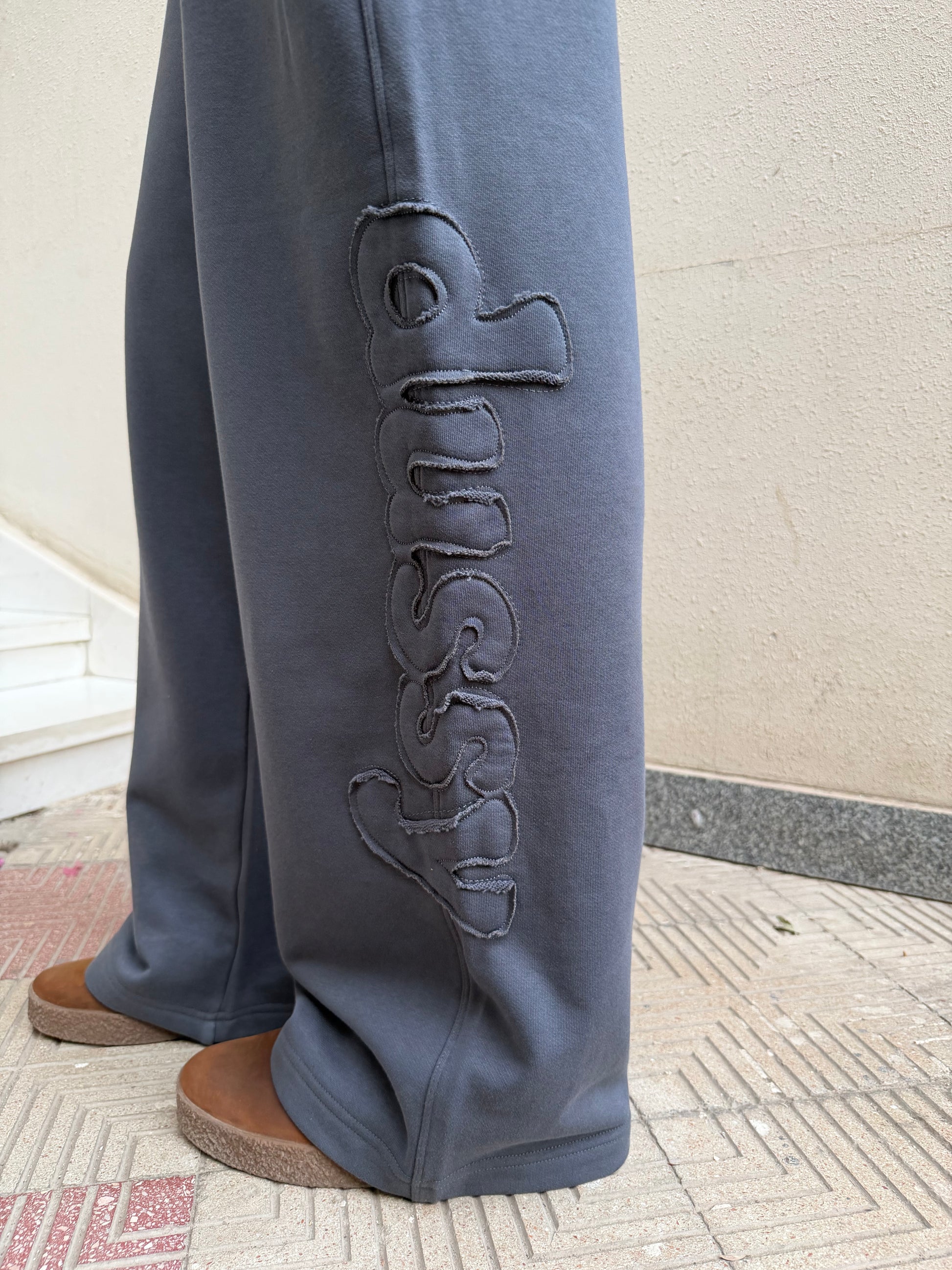 The "Signature" Sweatpants - Charcoal
